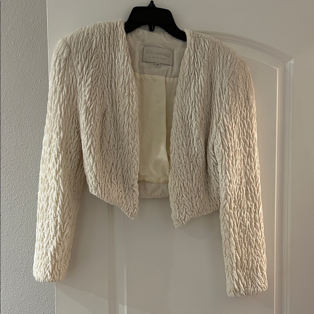 Elegant Cream Textured Blazer